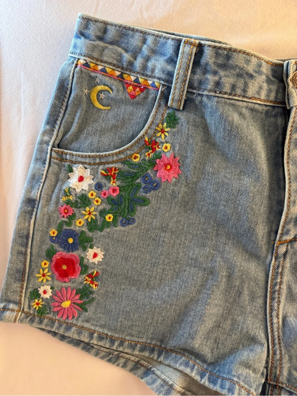 Wanderlust Denim Jeans Embroidered